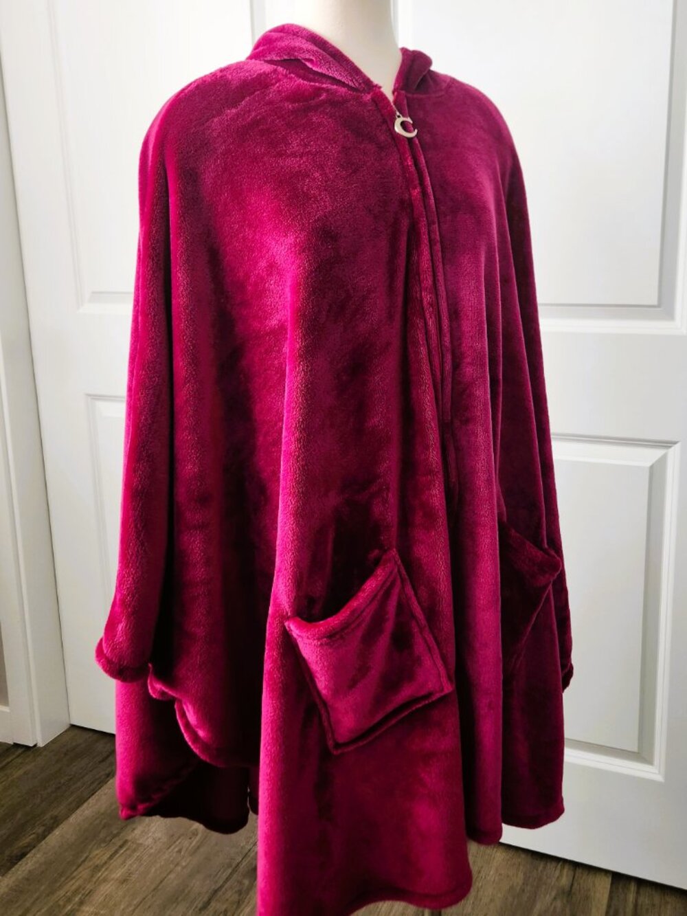 Cozelle Oversized Blanket Hoodie One Size Bright Pink / Magenta
